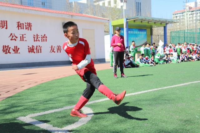 广厦：孙铭徽饱受肩伤困扰 无缘世界杯大名单